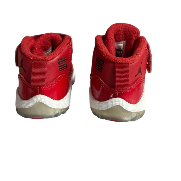 Nike Air Jordan 11 Retro ‘Win Like 96’ Toddler Size 4C Red Sneakers 378040-623 - Picture 4 of 6